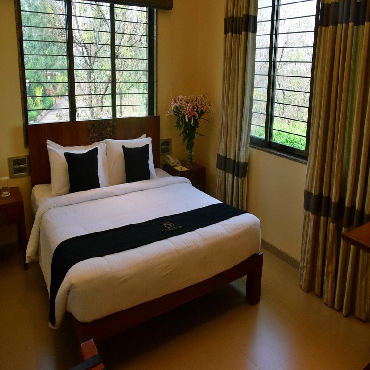 Garden View Room